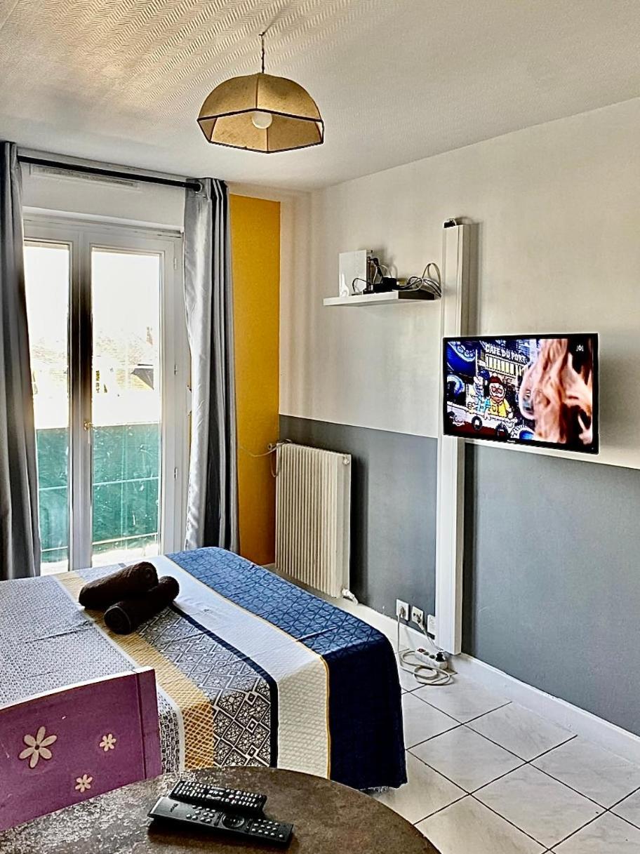 Appartement Proche Gare Et Centre Ville Мелён Экстерьер фото