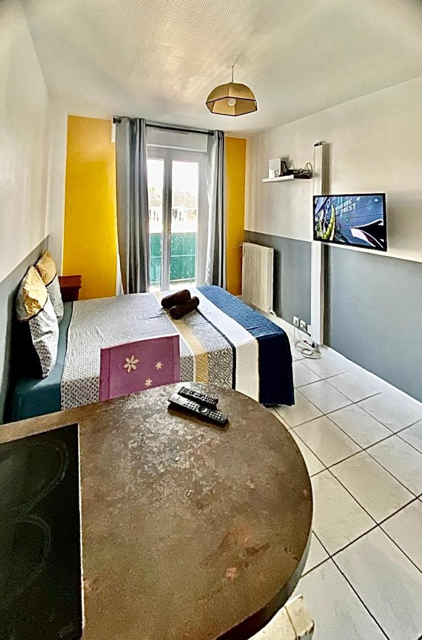 Appartement Proche Gare Et Centre Ville Мелён Экстерьер фото