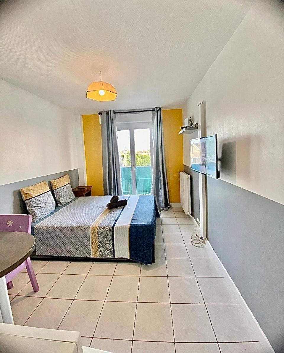 Appartement Proche Gare Et Centre Ville Мелён Экстерьер фото
